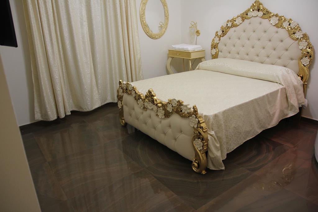 Guest House Maria Francesca Naples Extérieur photo
