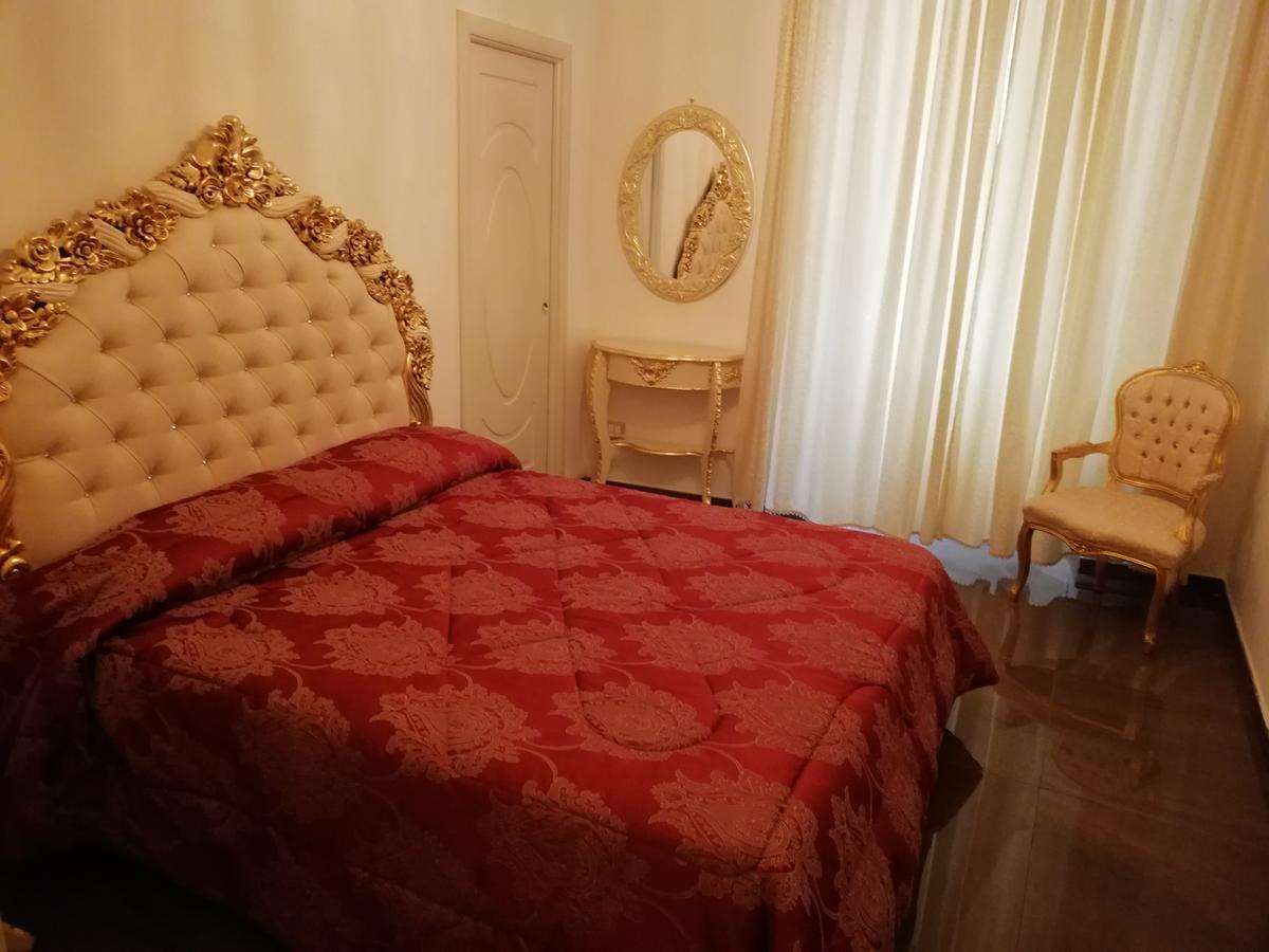 Guest House Maria Francesca Naples Extérieur photo