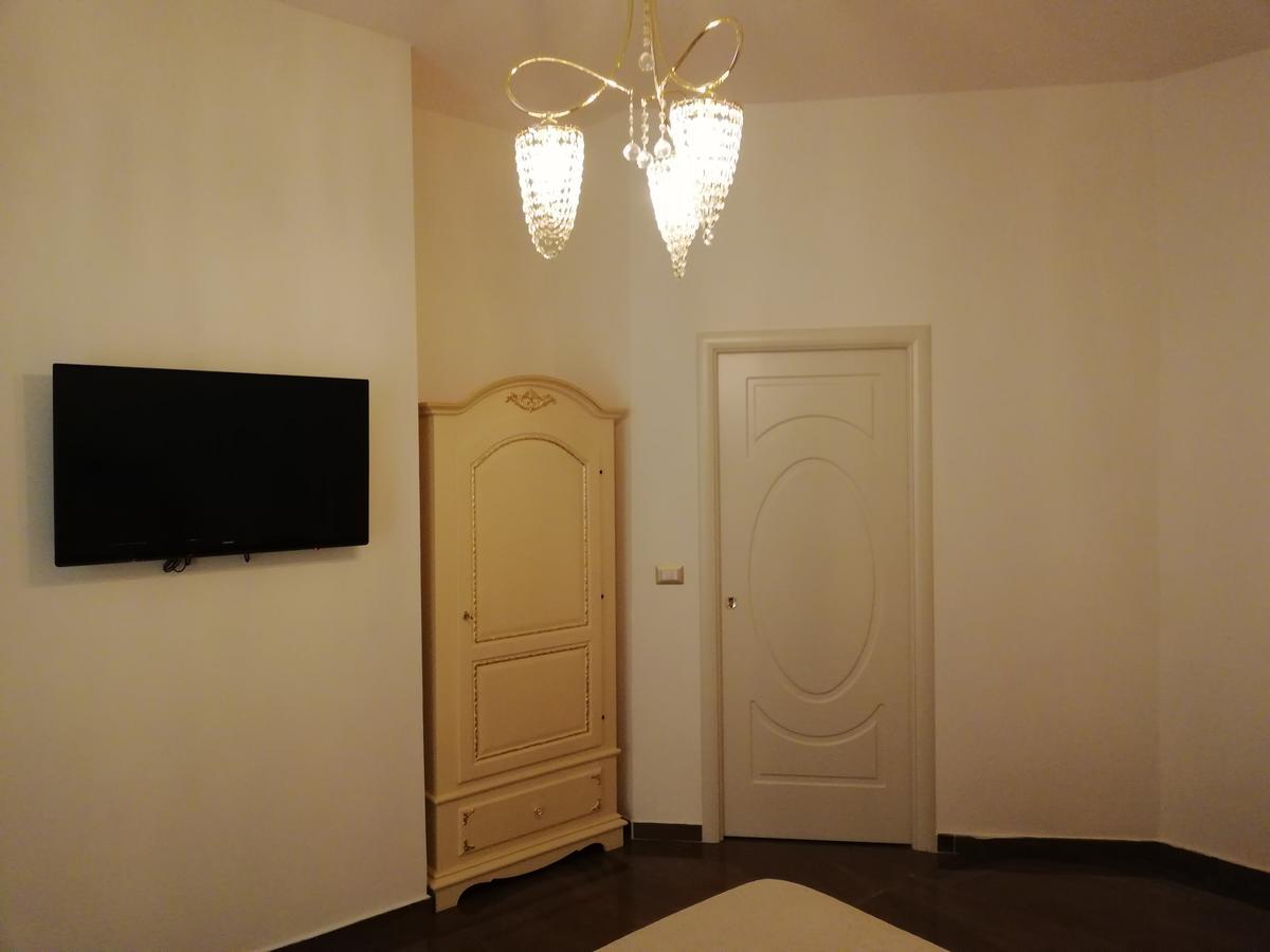 Guest House Maria Francesca Naples Extérieur photo